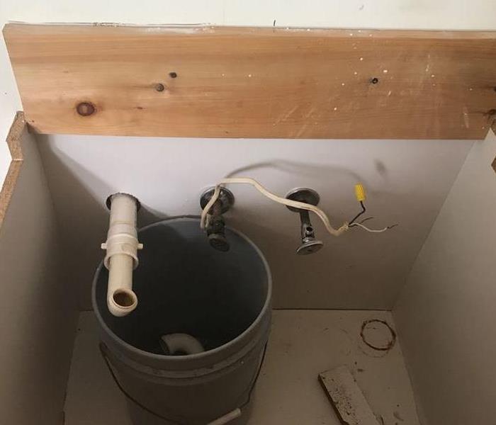 photo of a pipe that leaked in home